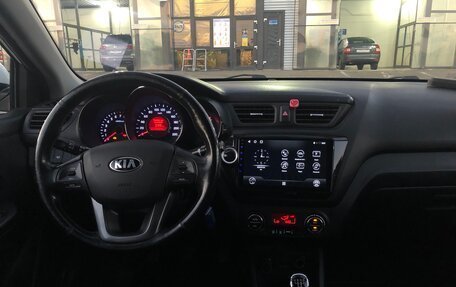 KIA Rio III рестайлинг, 2013 год, 780 000 рублей, 7 фотография