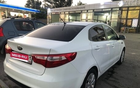 KIA Rio III рестайлинг, 2013 год, 780 000 рублей, 4 фотография