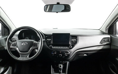 Hyundai Solaris II рестайлинг, 2021 год, 1 299 585 рублей, 13 фотография
