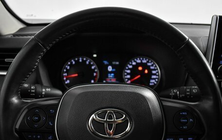 Toyota RAV4, 2020 год, 3 290 000 рублей, 19 фотография
