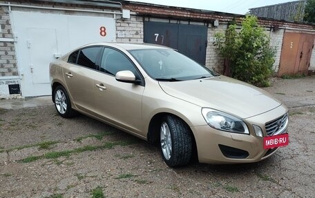 Volvo S60 III, 2012 год, 950 000 рублей, 3 фотография