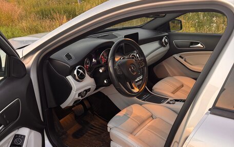 Mercedes-Benz GLA, 2018 год, 2 400 000 рублей, 4 фотография