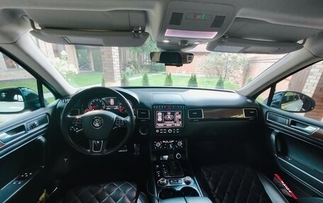 Volkswagen Touareg III, 2017 год, 3 900 000 рублей, 6 фотография