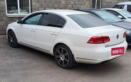 Volkswagen Passat B7, 2013 год, 1 350 000 рублей, 4 фотография
