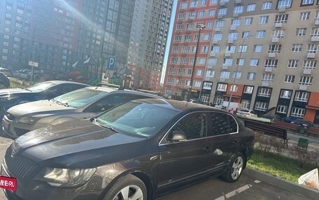 Skoda Superb III рестайлинг, 2014 год, 1 200 000 рублей, 1 фотография