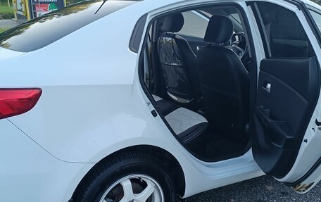 KIA Rio III рестайлинг, 2015 год, 970 000 рублей, 8 фотография