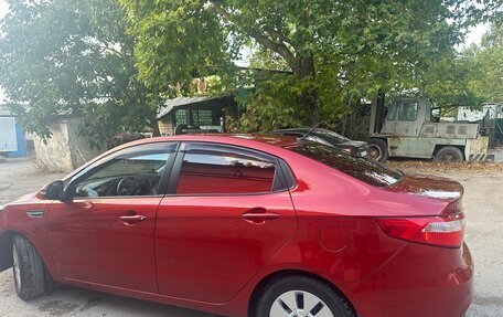 KIA Rio III рестайлинг, 2012 год, 1 000 000 рублей, 3 фотография