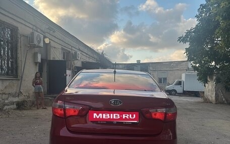 KIA Rio III рестайлинг, 2012 год, 1 000 000 рублей, 6 фотография