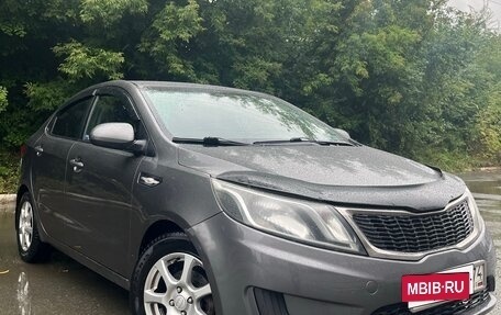 KIA Rio III рестайлинг, 2011 год, 700 000 рублей, 2 фотография