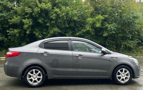 KIA Rio III рестайлинг, 2011 год, 700 000 рублей, 9 фотография