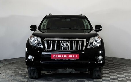 Toyota Land Cruiser Prado 150 рестайлинг 2, 2013 год, 2 199 000 рублей, 2 фотография