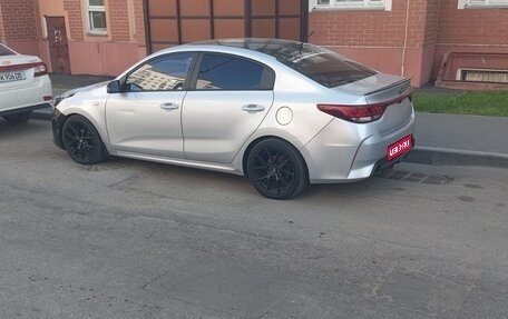 KIA Rio IV, 2020 год, 1 000 000 рублей, 1 фотография