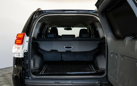 Toyota Land Cruiser Prado 150 рестайлинг 2, 2013 год, 2 199 000 рублей, 26 фотография