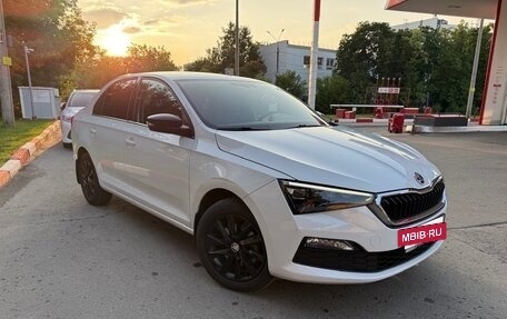 Skoda Rapid II, 2021 год, 1 650 000 рублей, 3 фотография