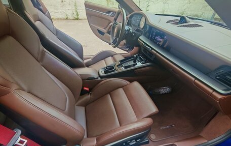Porsche 911, 2021 год, 15 300 000 рублей, 10 фотография