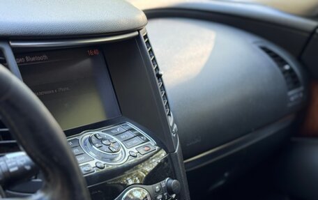 Infiniti FX II, 2011 год, 1 450 000 рублей, 15 фотография