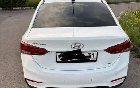 Hyundai Solaris II рестайлинг, 2017 год, 1 600 000 рублей, 3 фотография