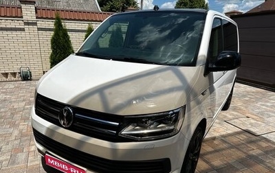 Volkswagen Multivan T6 рестайлинг, 2018 год, 4 900 000 рублей, 1 фотография