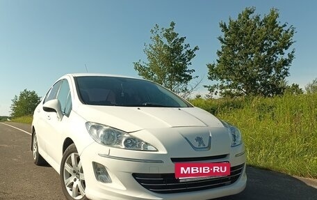 Peugeot 408 I рестайлинг, 2014 год, 830 000 рублей, 3 фотография