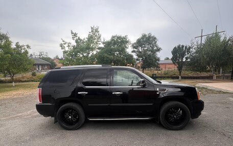 Cadillac Escalade III, 2007 год, 1 650 000 рублей, 4 фотография