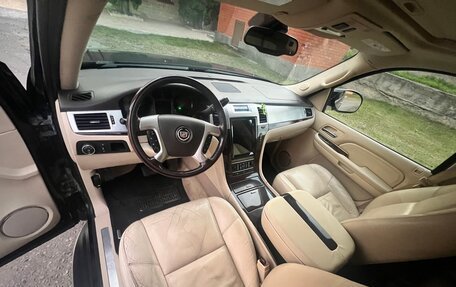 Cadillac Escalade III, 2007 год, 1 650 000 рублей, 7 фотография