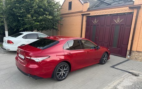 Toyota Camry, 2021 год, 2 700 000 рублей, 7 фотография