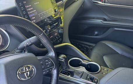 Toyota Camry, 2021 год, 2 700 000 рублей, 14 фотография