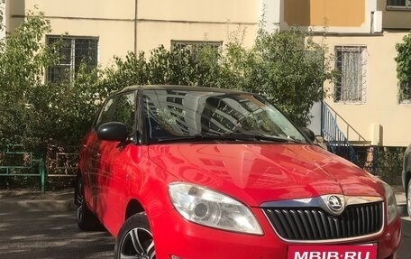 Skoda Fabia II, 2010 год, 780 000 рублей, 2 фотография
