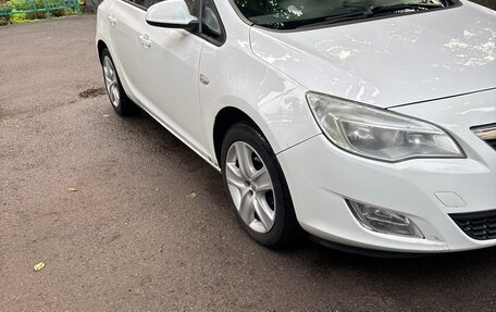 Opel Astra J, 2012 год, 770 000 рублей, 3 фотография