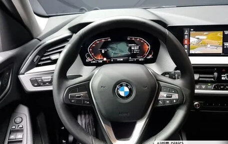 BMW 1 серия, 2021 год, 2 550 000 рублей, 9 фотография