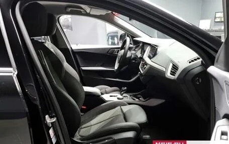 BMW 1 серия, 2021 год, 2 550 000 рублей, 20 фотография