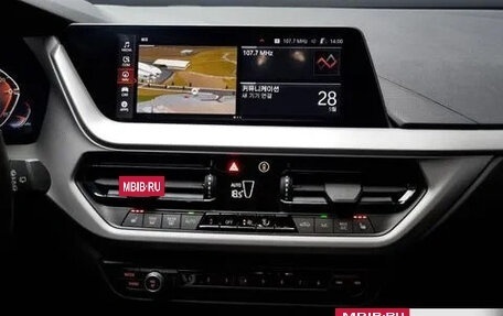 BMW 1 серия, 2021 год, 2 550 000 рублей, 11 фотография