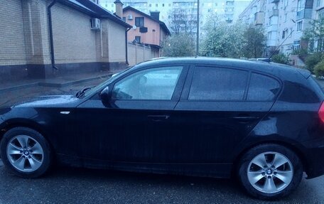 BMW 1 серия, 2011 год, 550 000 рублей, 4 фотография