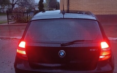 BMW 1 серия, 2011 год, 550 000 рублей, 1 фотография