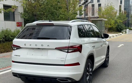 Skoda Kodiaq I, 2022 год, 3 190 099 рублей, 6 фотография