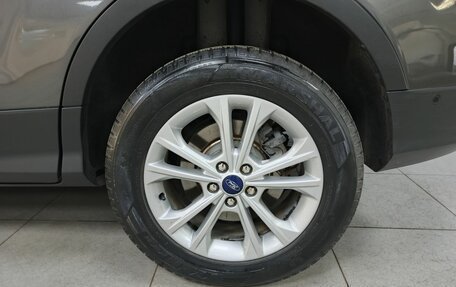 Ford Kuga III, 2017 год, 1 630 000 рублей, 9 фотография