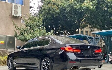 BMW 5 серия, 2021 год, 3 040 000 рублей, 6 фотография