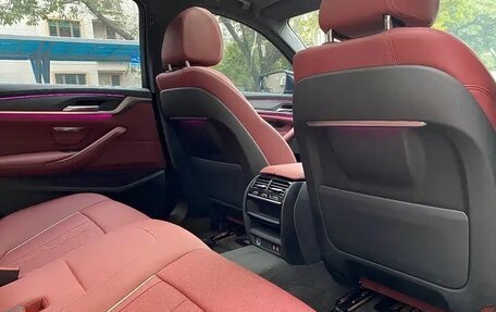 BMW 5 серия, 2021 год, 3 040 000 рублей, 11 фотография