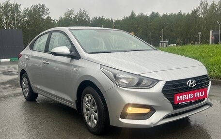 Hyundai Solaris II рестайлинг, 2017 год, 1 399 000 рублей, 2 фотография
