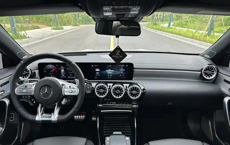 Mercedes-Benz A-Класс AMG, 2021 год, 2 700 000 рублей, 14 фотография