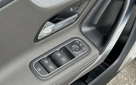 Mercedes-Benz A-Класс AMG, 2021 год, 2 700 000 рублей, 22 фотография