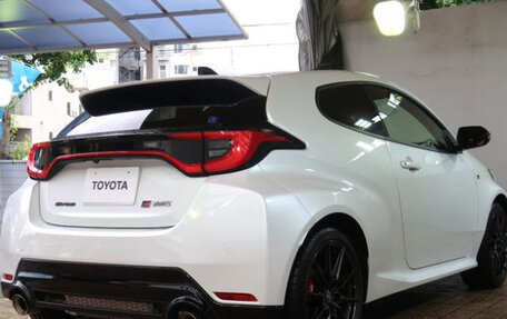 Toyota Yaris, 2025 год, 4 523 913 рублей, 3 фотография