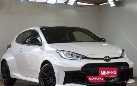 Toyota Yaris, 2025 год, 4 523 913 рублей, 2 фотография