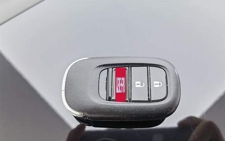 Honda HR-V, 2024 год, 2 410 000 рублей, 18 фотография
