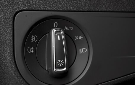 Volkswagen Tiguan II, 2018 год, 2 520 000 рублей, 15 фотография