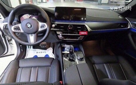 BMW 5 серия, 2022 год, 3 780 000 рублей, 6 фотография