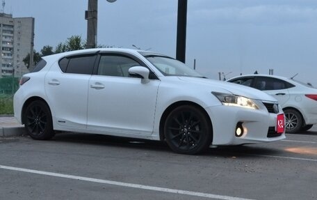 Lexus CT I рестайлинг, 2011 год, 1 380 000 рублей, 1 фотография