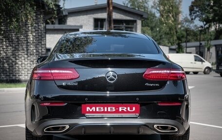 Mercedes-Benz E-Класс, 2018 год, 4 675 000 рублей, 5 фотография