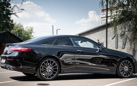 Mercedes-Benz E-Класс, 2018 год, 4 675 000 рублей, 31 фотография