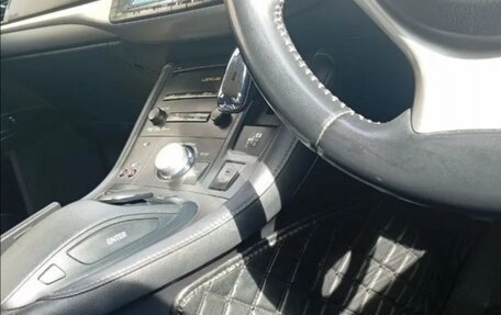Lexus CT I рестайлинг, 2011 год, 1 380 000 рублей, 10 фотография